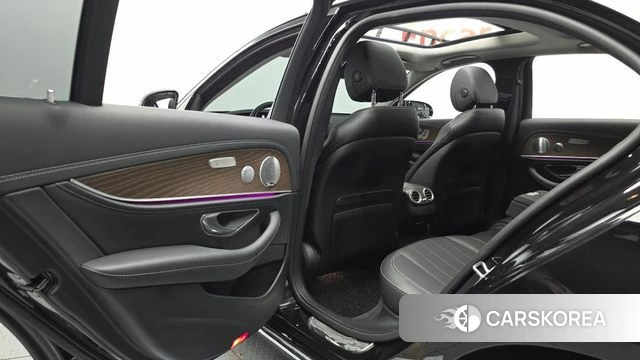 Mercedes-Benz E-Class W213 id 4551725 из Кореи 18