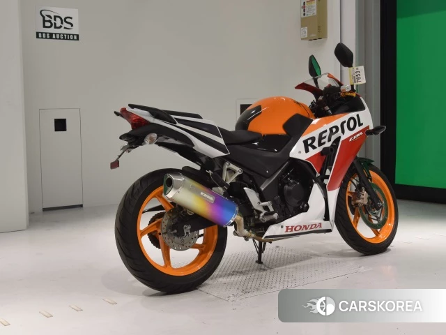 Проданный Honda CBR250R ABS 2015 из Японии, фото 2