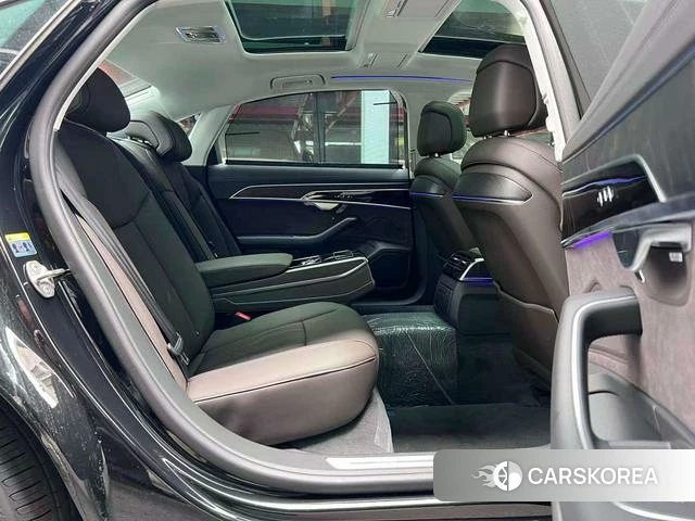 Audi A8 id 4392405 из Китая 18