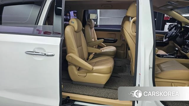Kia The New Carnival id 4677941 из Кореи 18