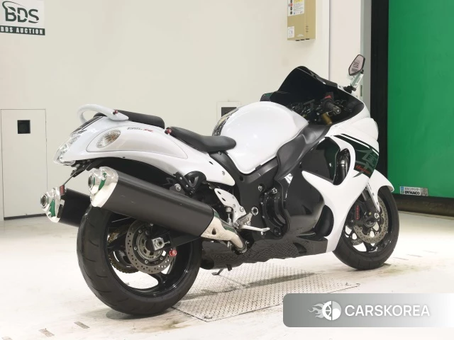 Проданный Suzuki GSX1300R HAYABUSA 2017 из Японии