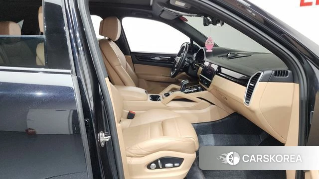 Porsche Cayenne (PO536) id 4356359 из Кореи 18