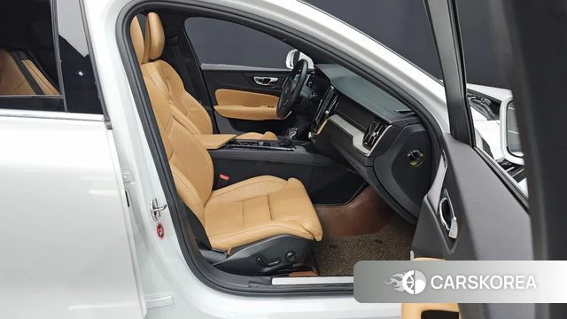 Volvo S60 3rd generation id 4476936 из Кореи 18