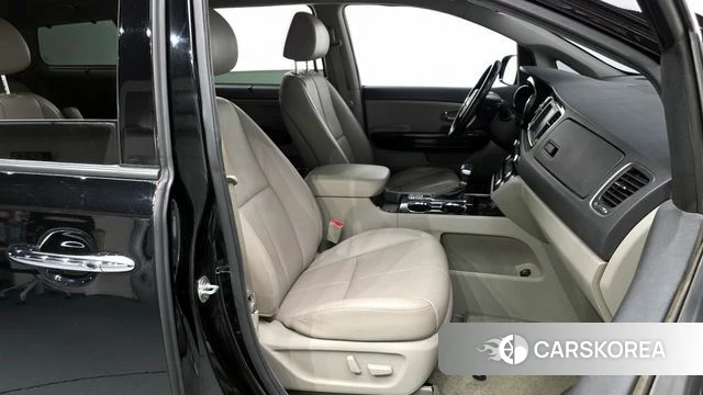 Kia The New Carnival id 4384536 из Кореи 18