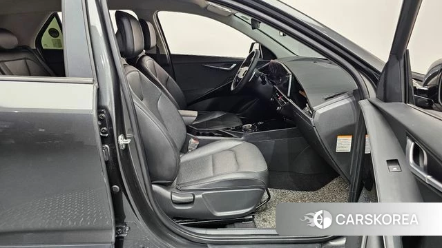 Kia Di Ol Nu Niro id 4935235 из Кореи 18
