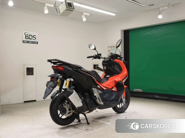 Проданный Honda ADV150 2019 из Японии, фото 2
