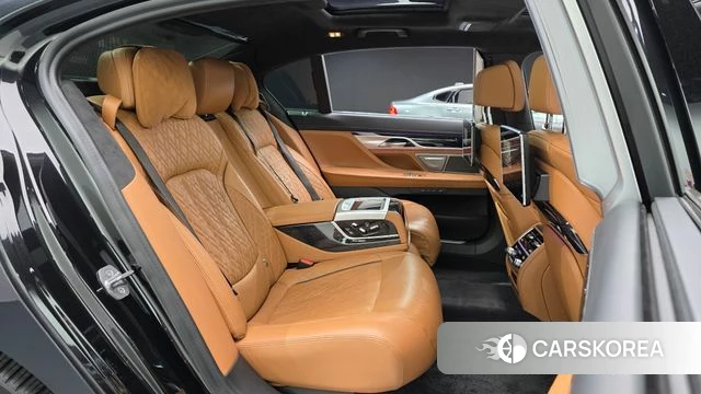 BMW 7 Series (G11) id 4268286 из Кореи 18
