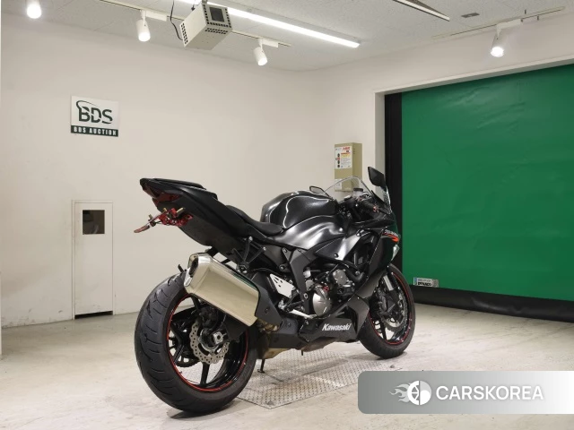 Проданный Kawasaki ZX-6R NINJA ABS 2020 из Японии, фото 2