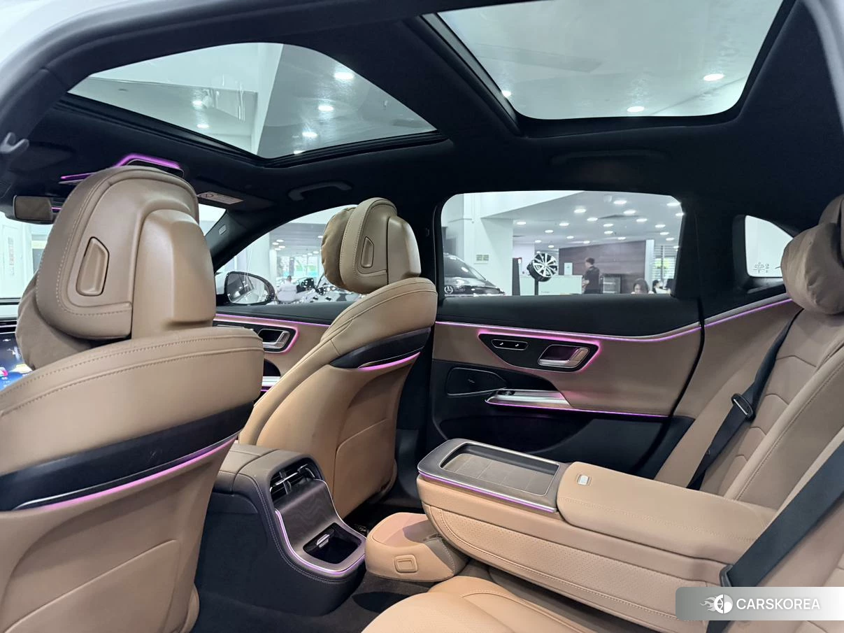 Mercedes-Benz E-class id 4487342 из Китая 18