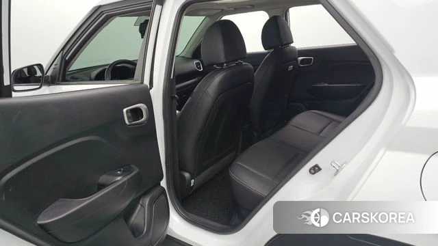 Hyundai Venue id 4309348 из Кореи 18