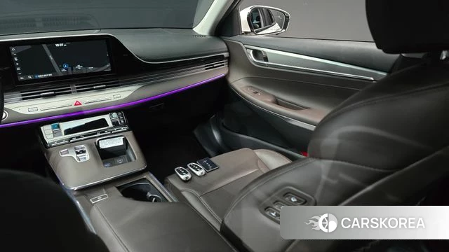 Hyundai The New Grandeur IG Hybrid id 4187952 из Кореи 18