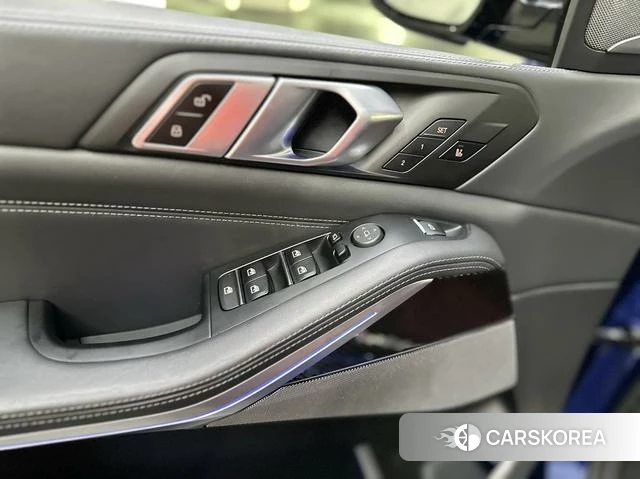 BMW X5 M id 4262184 из Китая 18