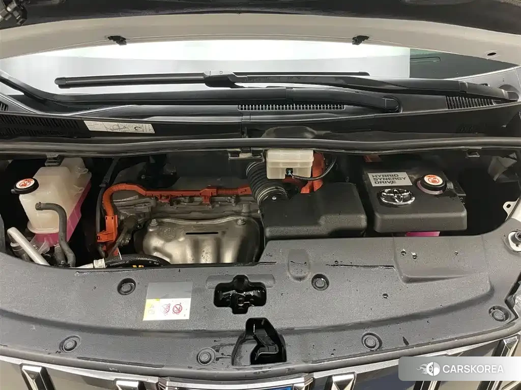 Toyota Elfa id 4599735 из Китая 18