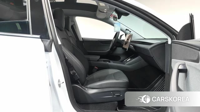 Tesla Model Y id 4381138 из Кореи 18