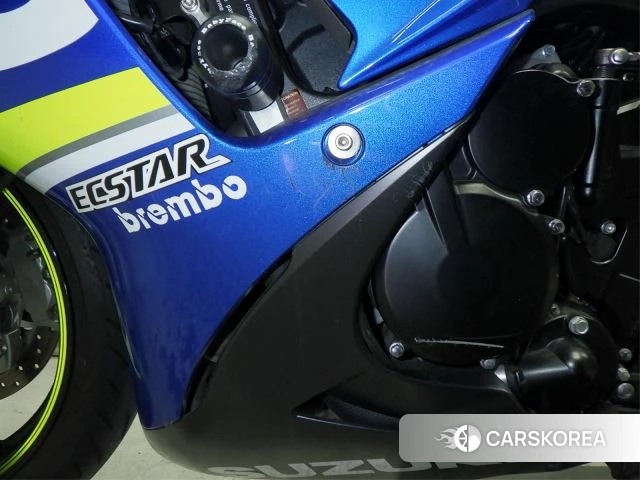 Проданный Suzuki GSX-R750 id 4255672 из Японии, фото 18