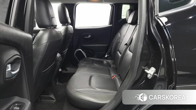 Jeep Renegade id 4605320 из Кореи 18