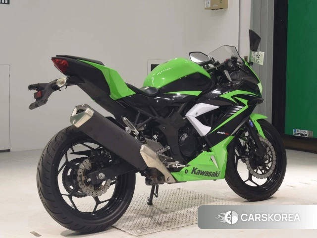 Проданный Kawasaki NINJA 250SL 2015 из Японии, фото 2