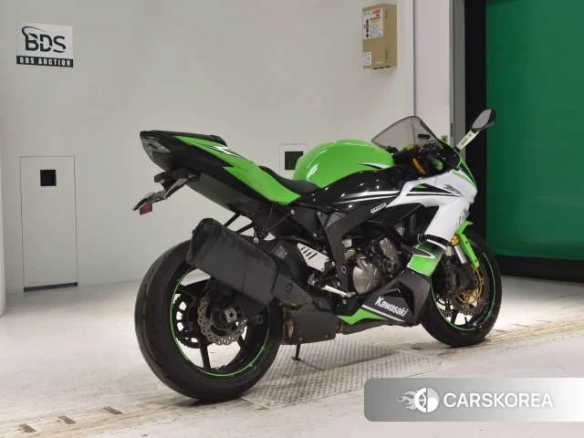 Проданный Kawasaki ZX-6R NINJA ABS 2022 из Японии, фото 2