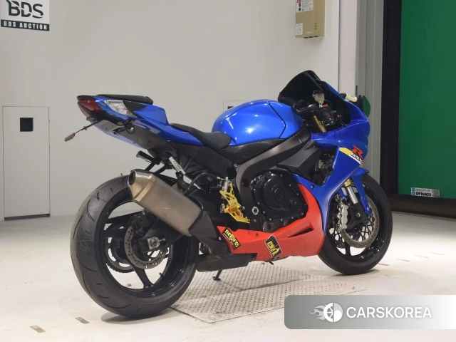 Проданный Suzuki GSX-R750 2014 из Японии, фото 2