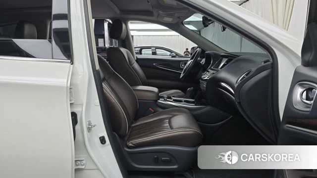 Infiniti QX60 id 4563169 из Кореи 17