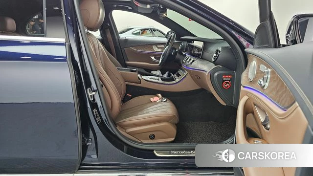 Mercedes-Benz E-Class W213 id 4556083 из Кореи 18
