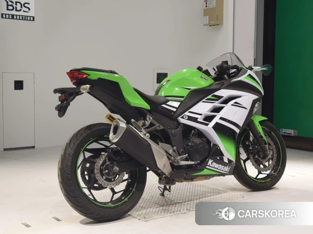Проданный Kawasaki NINJA 250 ABS 2015 из Японии, фото 2