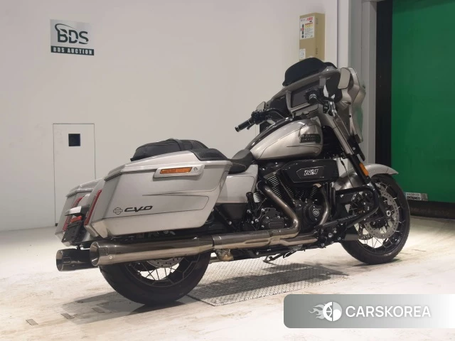 Проданный Harley-Davidson Street Glide FLHXSE1980CVO 2023 из Японии, фото 2