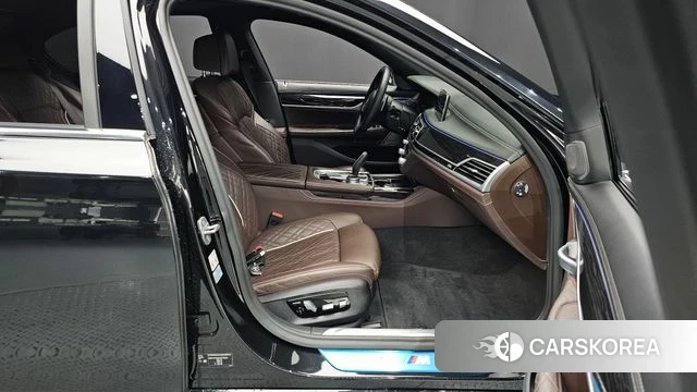 BMW 7 Series (G11) id 4849393 из Кореи 18