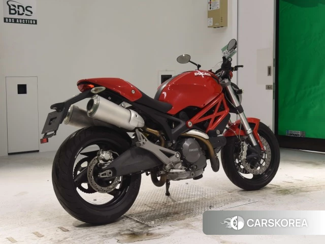 Проданный Ducati MONSTER 696 2011 из Японии