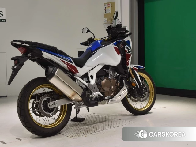 Проданный Honda CRF1100L AFRICA TWIN 2024 из Японии, фото 2