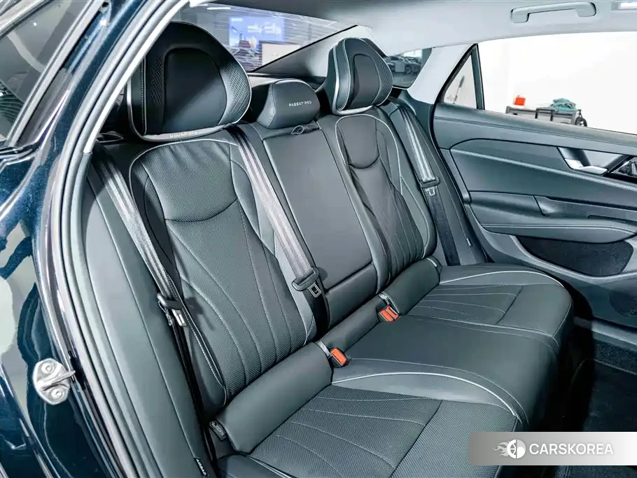Volkswagen Passat id 4576759 из Китая 18