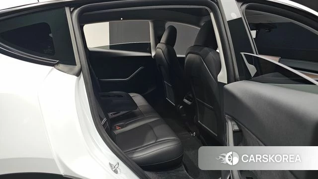 Tesla Model Y id 4360379 из Кореи 18