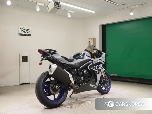 Проданный Suzuki GSX-R1000R ABS 2022 из Японии, фото 2