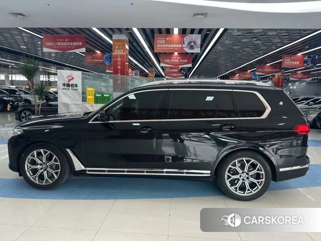BMW X7 id 4366166 из Китая 18