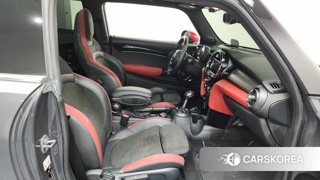 Mini Cooper S id 4525822 из Кореи 18