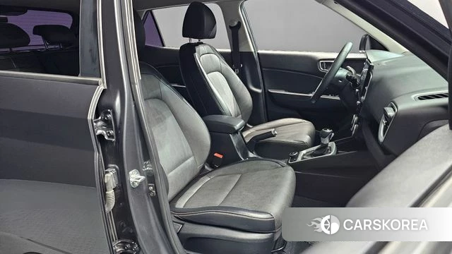 Hyundai Venue id 4930718 из Кореи 18