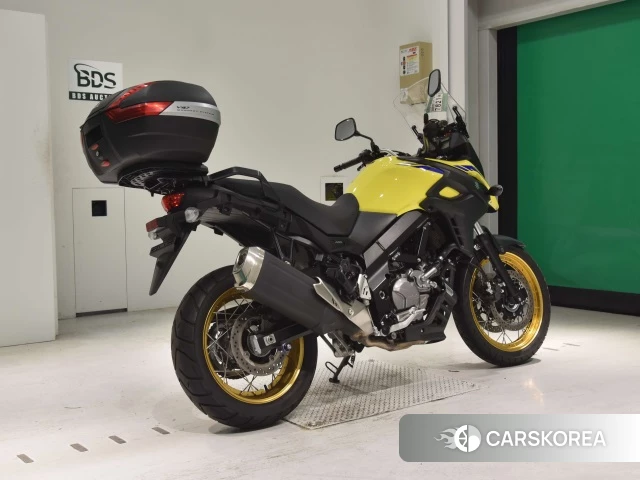 Проданный Suzuki V-STROM 650 XT 2022 из Японии, фото 2