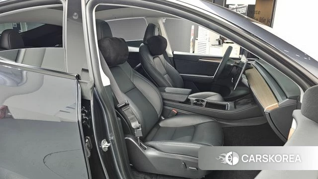 Tesla Model Y id 4421701 из Кореи 18