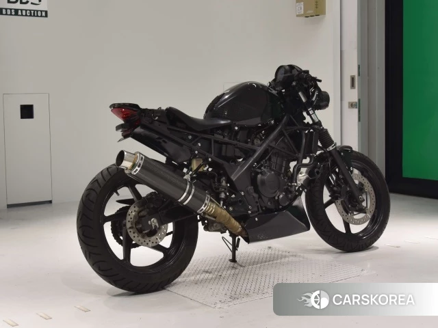 Проданный Honda CBR250R 2011 из Японии, фото 2