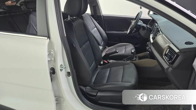 Kia Stonic id 4384115 из Кореи 18