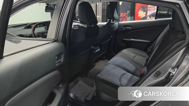 Toyota Prius 4th Generation id 4325667 из Кореи 18