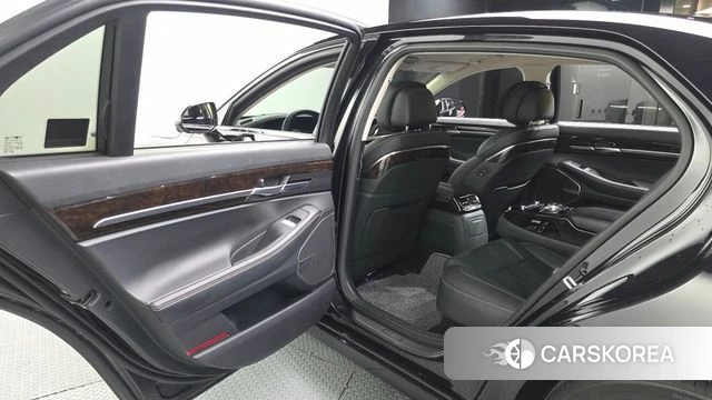 Genesis G90 id 4310211 из Кореи 18