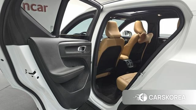 Volvo XC40 id 4672215 из Кореи 18