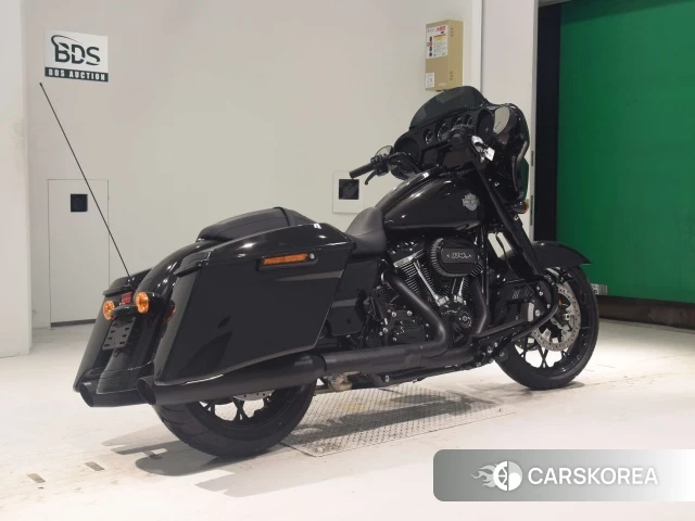 Проданный Harley-Davidson Street Glide FLHXS1870 2023 из Японии, фото 2