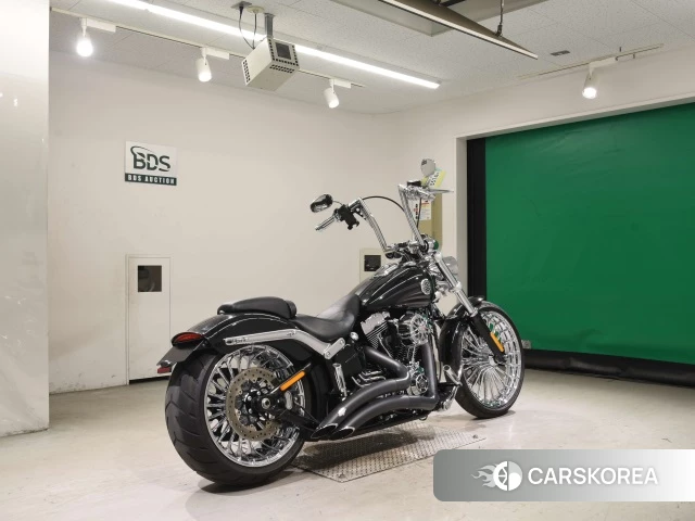Проданный Harley-Davidson Softail Breakout FXSB1690 2016 из Японии, фото 2