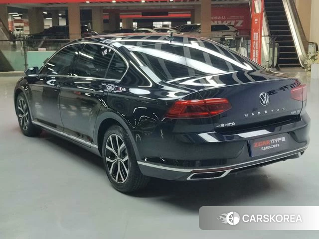 Volkswagen Magotan id 4290499 из Китая 18