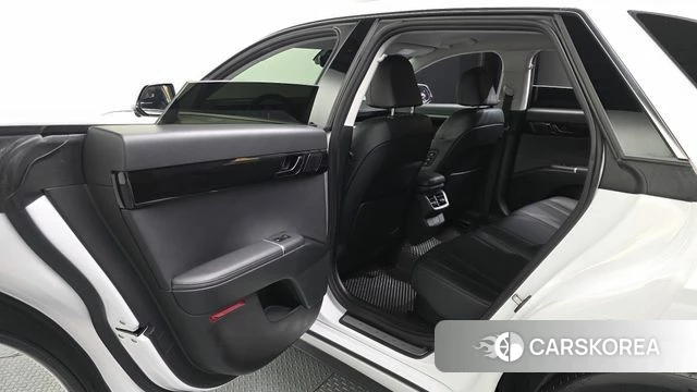 Hyundai Grandeur Hybrid (GN7) id 4337206 из Кореи 18