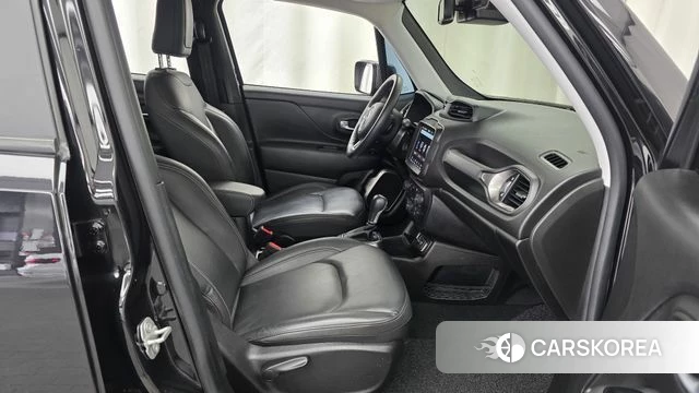 Jeep Renegade id 4490353 из Кореи 18