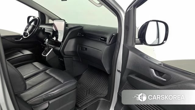 Hyundai Staria id 4267443 из Кореи 18