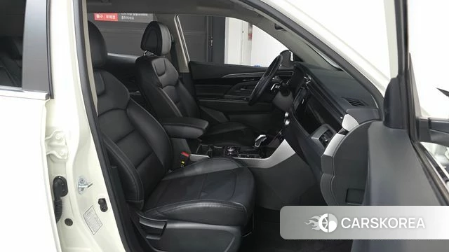Ssangyong Beautiful Korando id 4422984 из Кореи 18